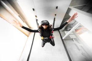 20 minutes in a skydiving simulator